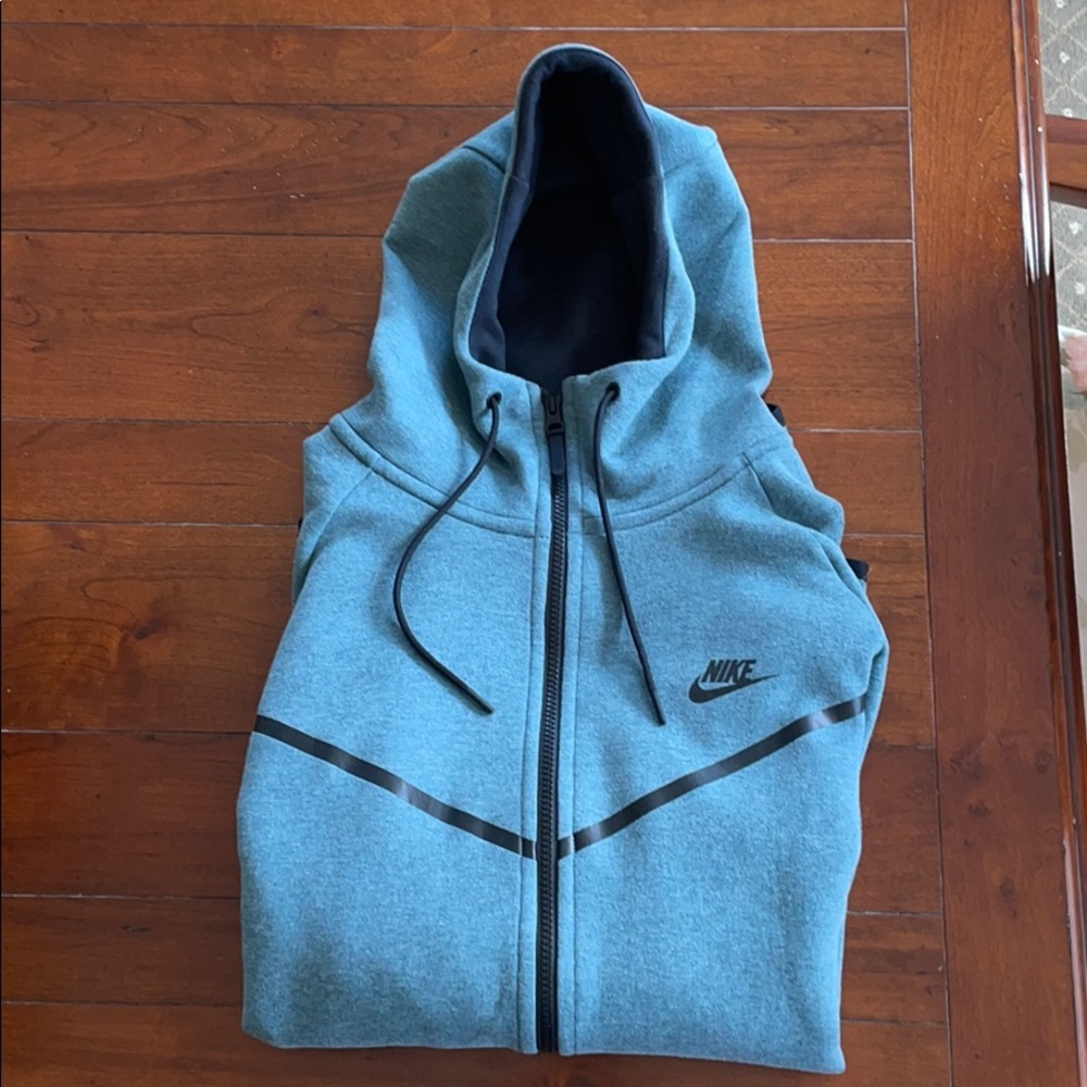 Nike Fleece Tech Hoodie